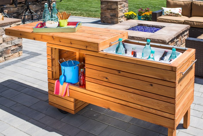 How to build a sliding serving center for your backyard gatherings!