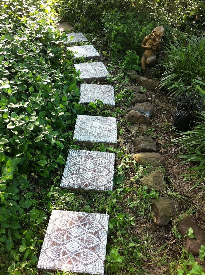 Lace-like stepping stones