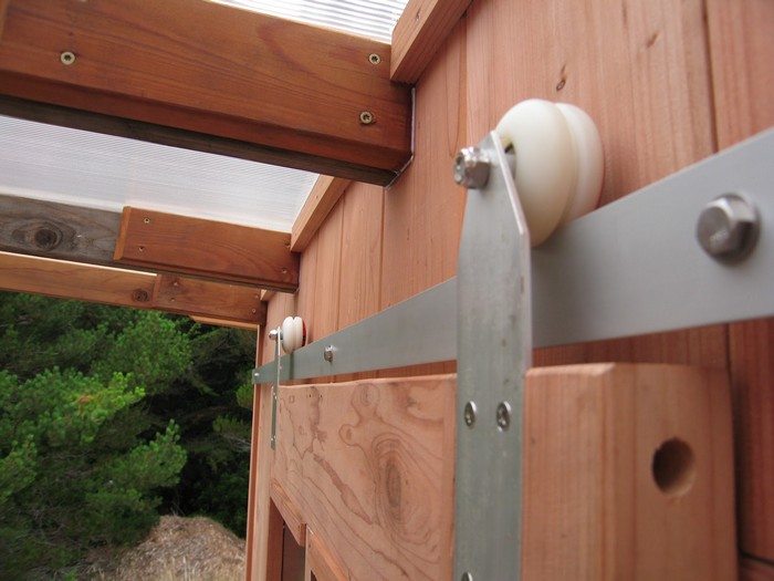 DIY Sliding Barn Doors From Skateboard Wheels â€