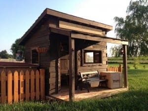 DIY Kids Fort - The Wild West Comes to the Backyard!