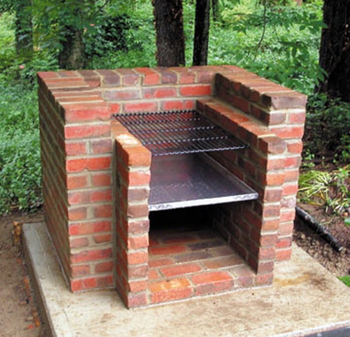 DIY Brick Barbeque