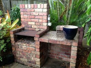 DIY Brick Barbeque