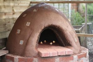 Low-cost earthen oven