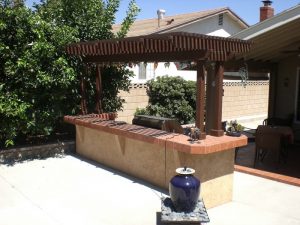 DIY Outdoor Kitchen