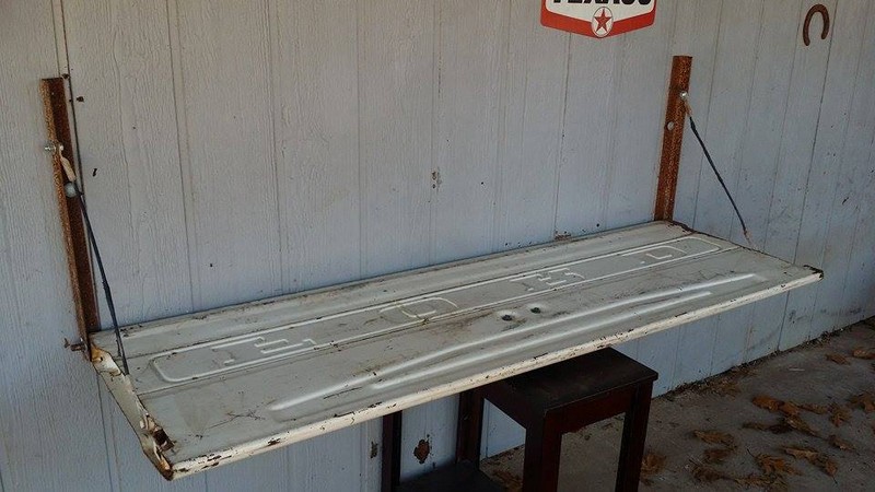 Tailgate Wall Bench