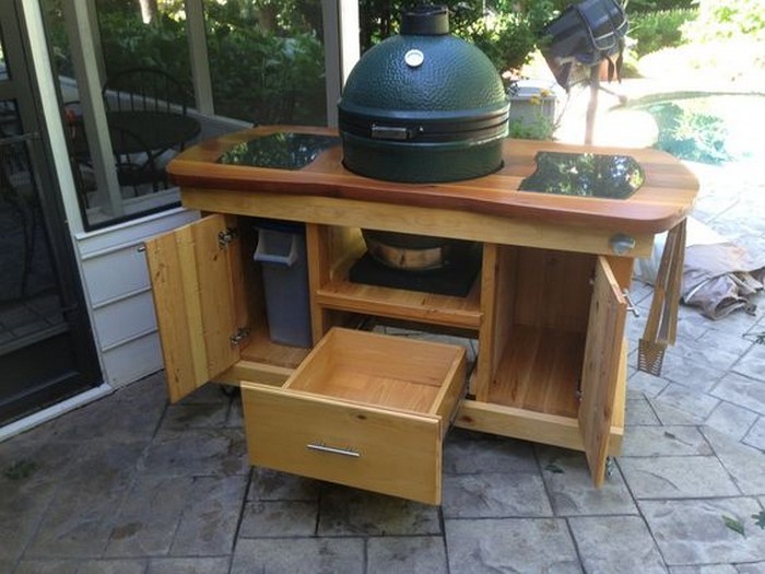 DIY Barbecue Grill Table