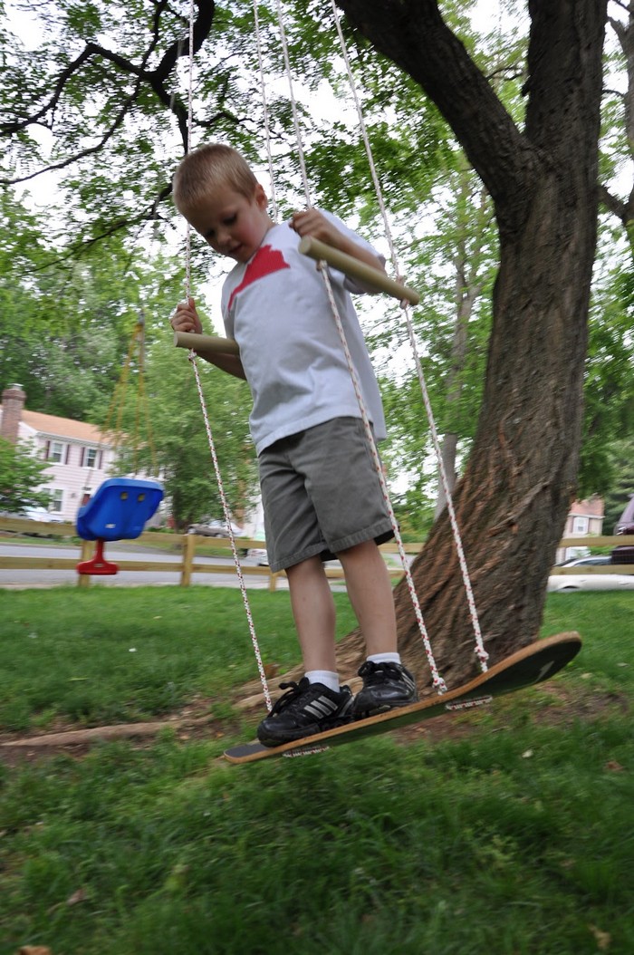 DIY Skateboard Swing