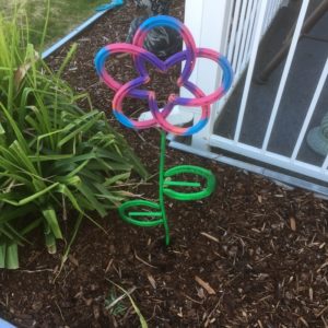 Horseshoe Flower Yard Art