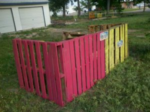 DIY Pallet Compost Bin