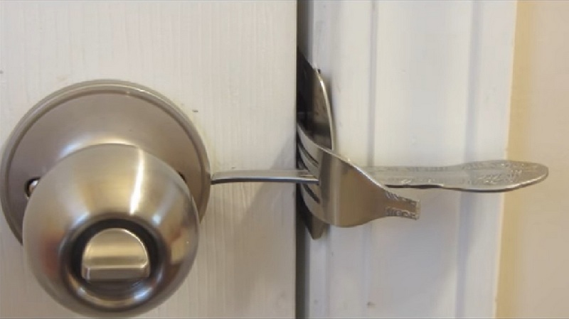 Fork Door Lock