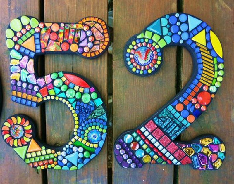 These mosaic house numbers will surely look good outside your home!